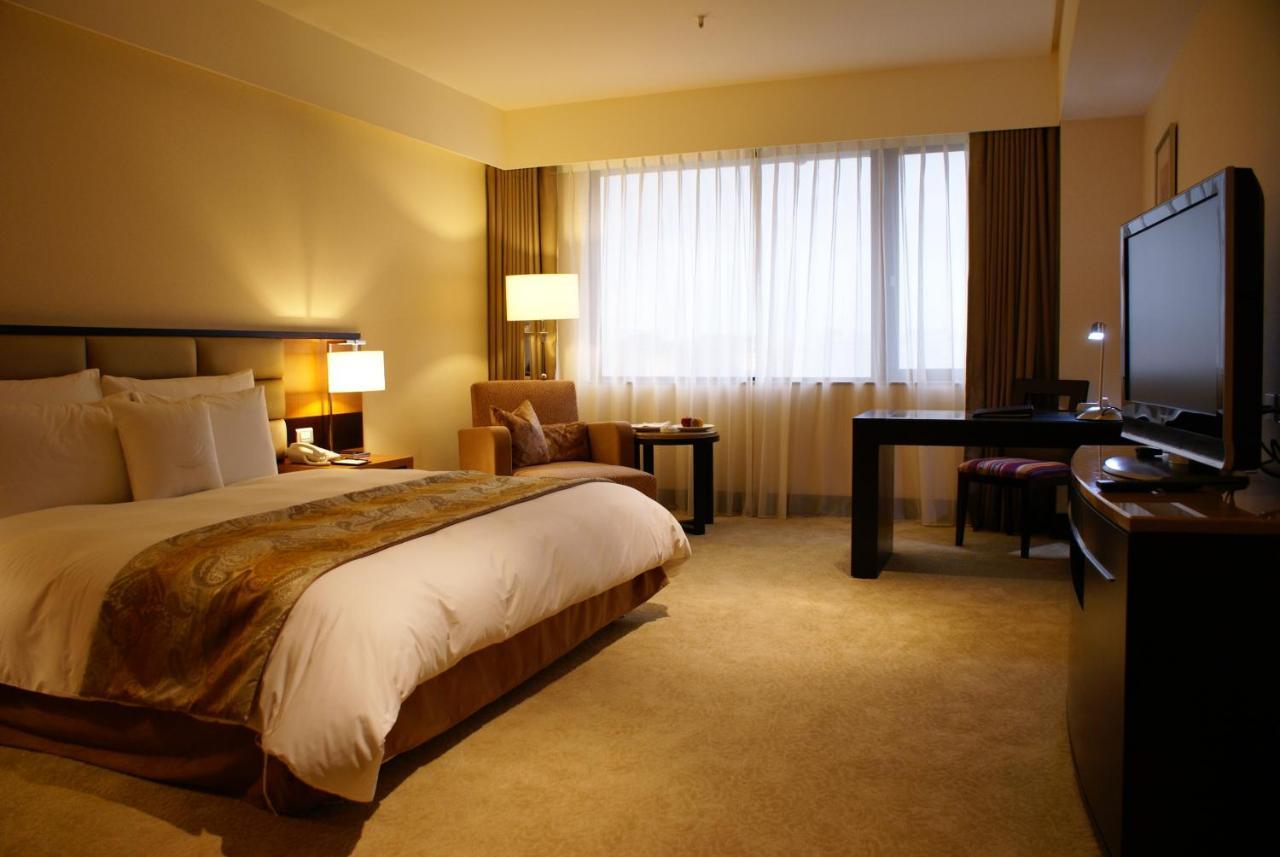 Monarch Skyline Hotel Luzhu Экстерьер фото